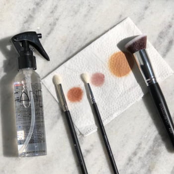 LIMPADOR DE PINCÉIS - FAND MAKEUP