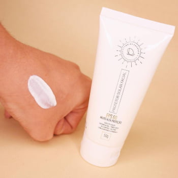 KIT NAMORADA AMANTE DE PELE (1 TÔNICO REFRESCANTE CATHARINE HILL + 1 PROTETOR SOLAR FPS60 DEISY PEROZZO + 1 GEL HIDRATANTE RUBY ROSE) 