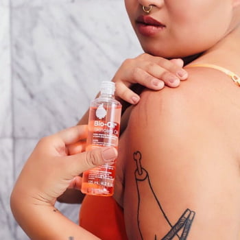 BIO OIL - ÓLEO REPARADOR DE CUIDADOS COM A PELE SKIN CARE - 125 ML
